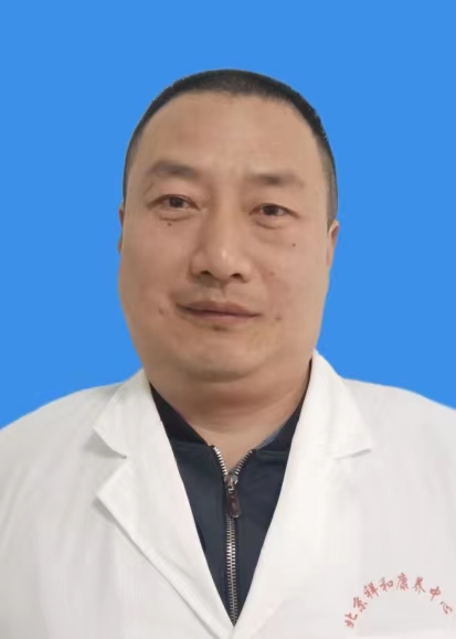 北京八卦循导功课题组研究员  李俊杰